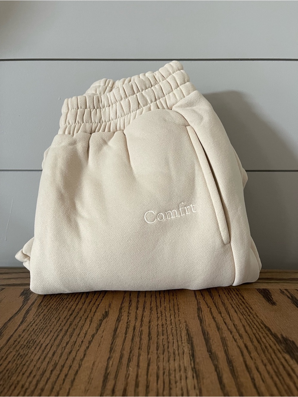Comfrt Signature Sweatpants — Bone — Size Small